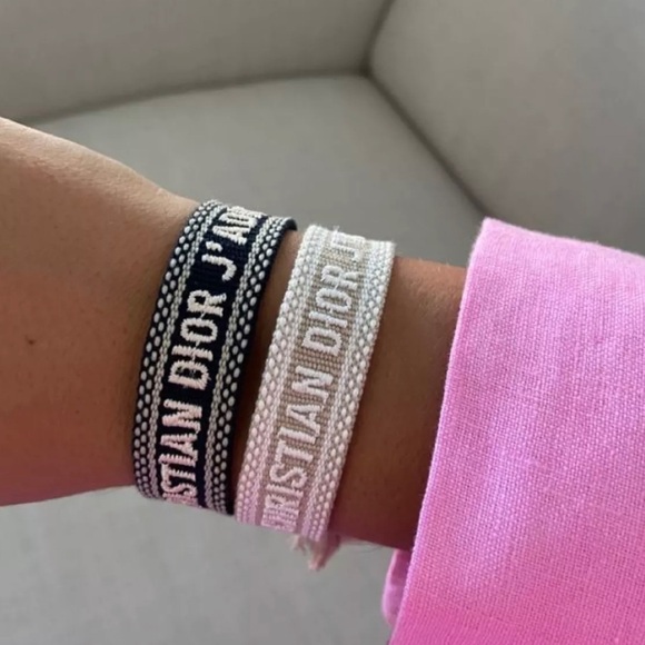 Woven bracelets - Picture 2 of 2